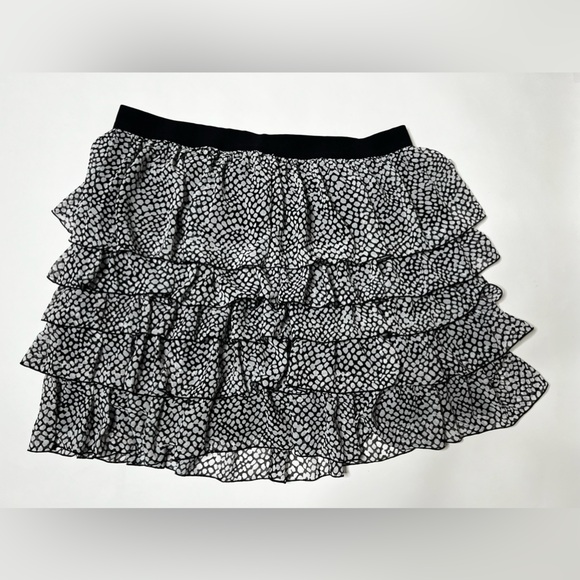 White & Black Polka Dot Tiered Skirt Mini Mid Ruffle Casual Summer Vacation Boho - Picture 4 of 15